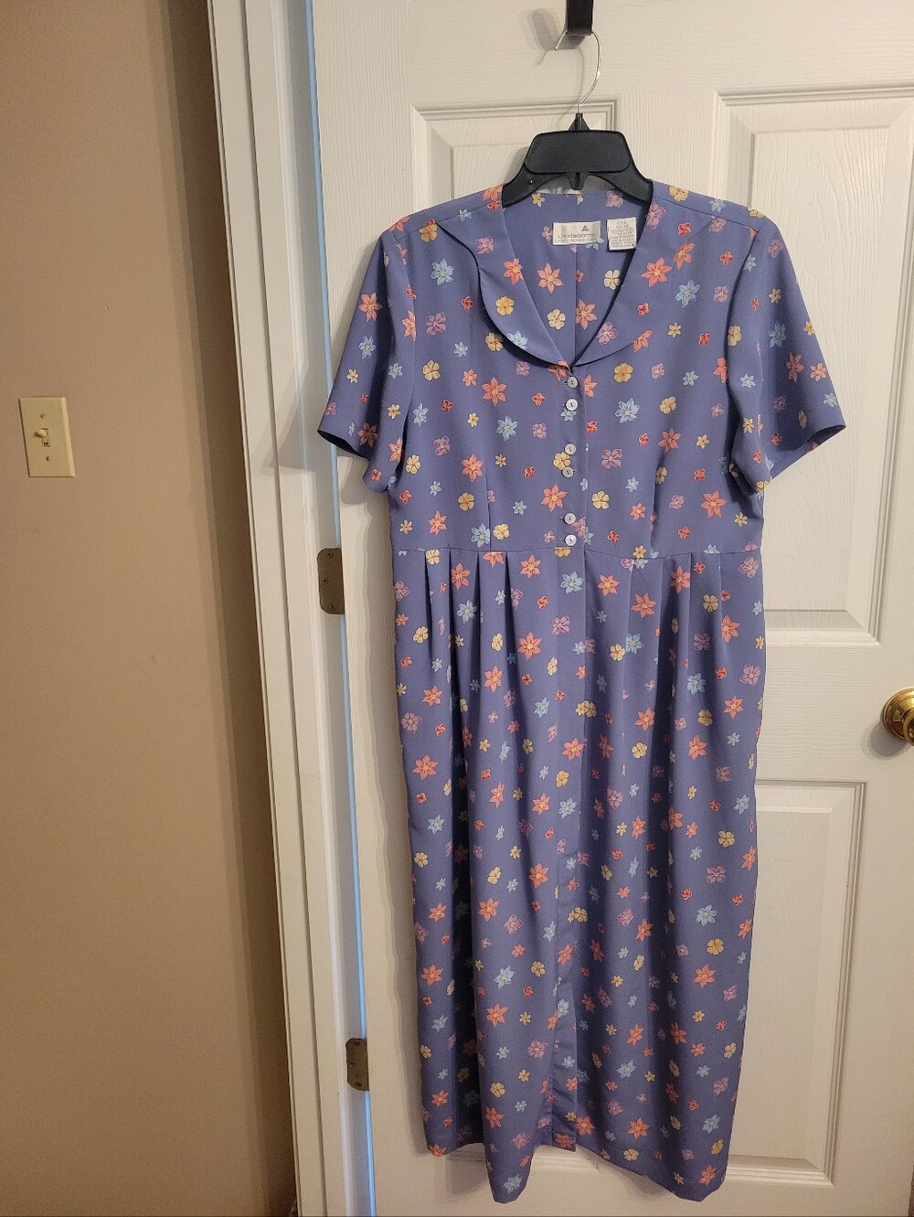 Liz Claiborne Vintage Blue Floral Print Midi Dress